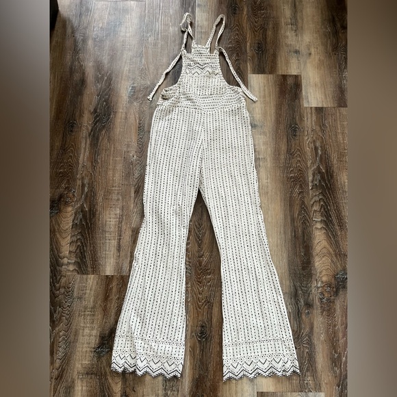 Jen’s Pirate Booty Enchanted French Dot Eyelet Overalls Boho - Picture 3 of 6